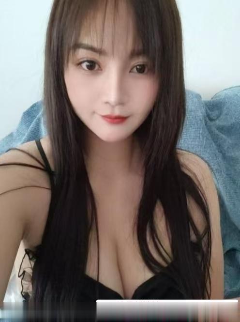 E奶瘦腰骚货