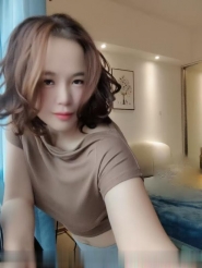 纯莞式夹b小骚妇
