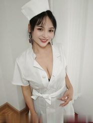 D罩小姐姐女仆诱惑