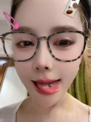 新区姗姗