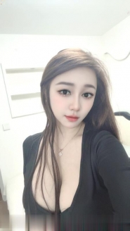 一线天美艳少妇
