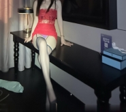 白云蜜桃臀诗诗