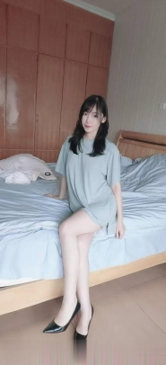 新北大胸长腿妹子