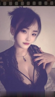 夫子庙大胸美女回归