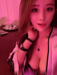 大胸知心骚浪御姐