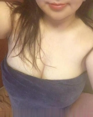 园区巨乳川妹