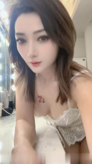 拱墅骚货大奶依依