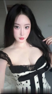 滨湖大胸表姐
