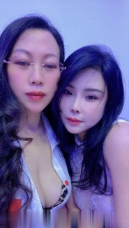双飞性感母女