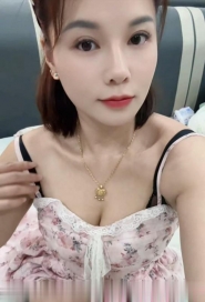 滨江性感丰满大嫂