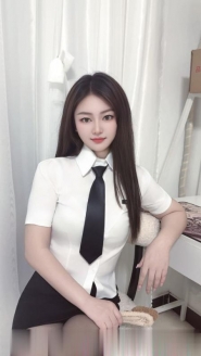 性感OL秘书制服恋恋