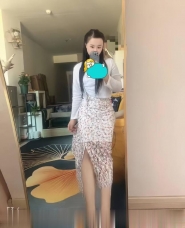 18岁微胖嫩妹