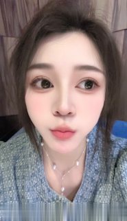 秦淮的小美女