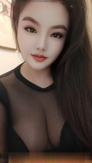 蛇吻服务型大奶大臀
