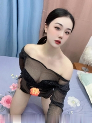 跨塘甜妹糖糖