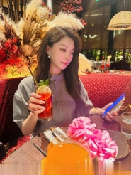 高颜值秋秋