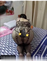 可角色扮演的便宜少妇