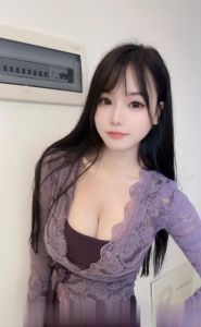 制服控骚少妇