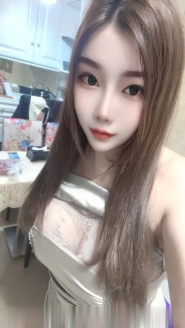 蜜桃翘臀欣欣