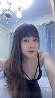 细腰川渝小姐姐