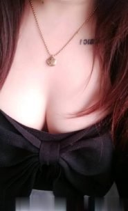 肤白水润丰满小少妇