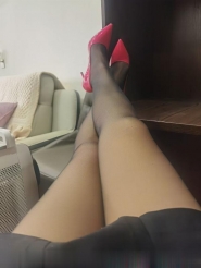 昆明美腿熟妇
