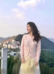 医美轻熟女