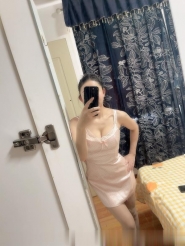 角门性感中小活妹子