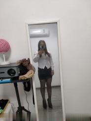肥臀小姐姐
