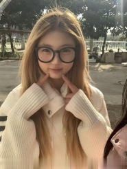 可空降07三点粉小妹