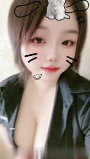 大胸小可爱
