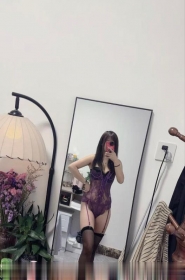 风骚黑丝长腿少妇